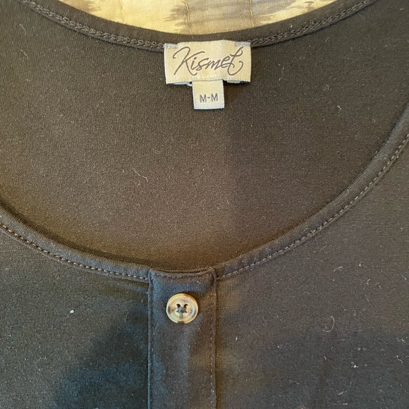 Black CROP TOP with Buttons - Picture 3 of 3